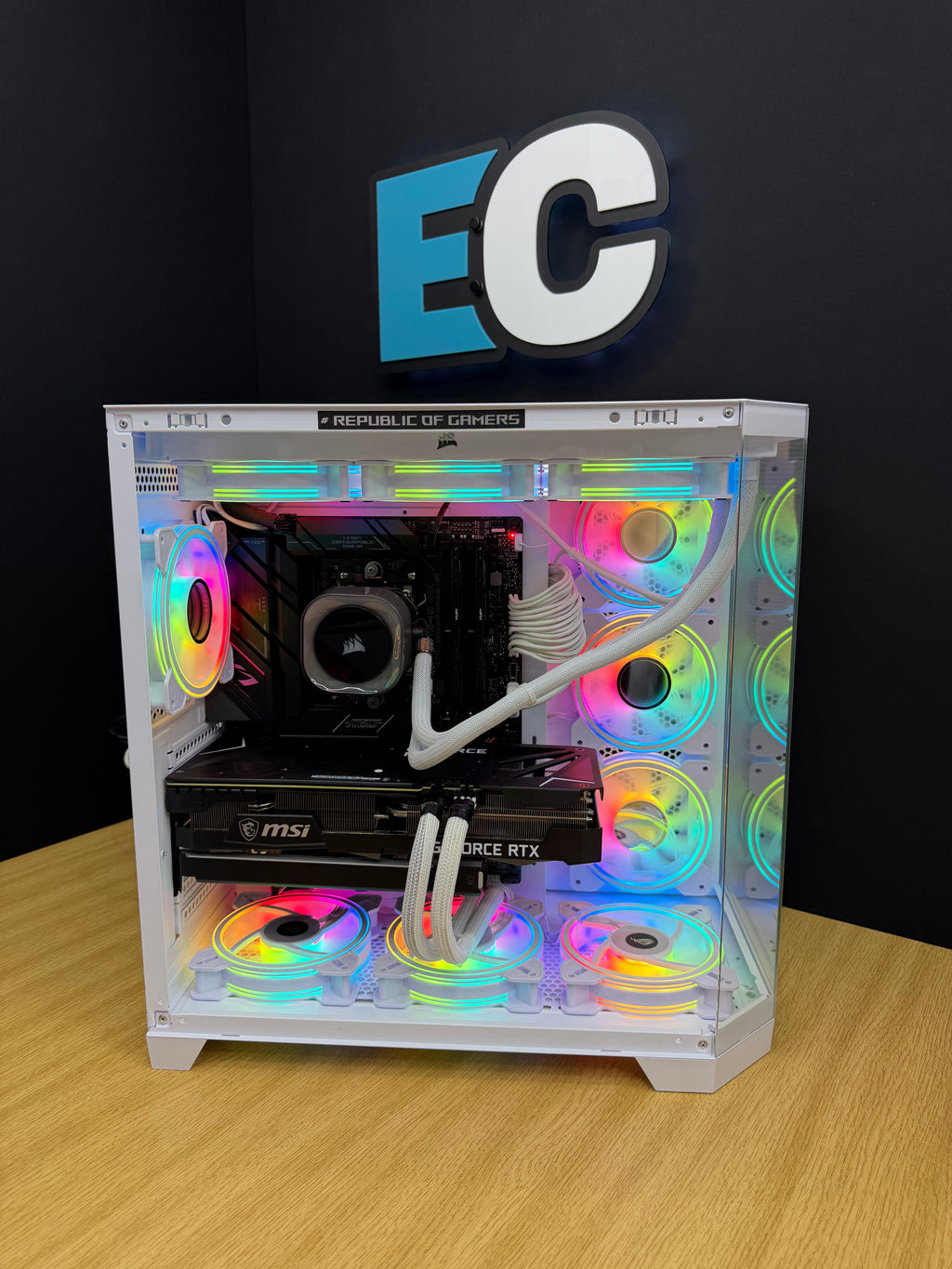GAMING PC RYZEN 7 7800X3D RTX 3070Ti 8GB